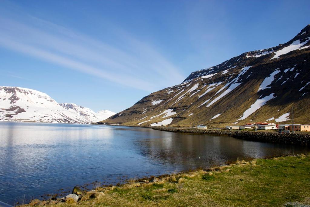 Comfy Guesthouse Westfjords Sudureyri Eksteriør bilde