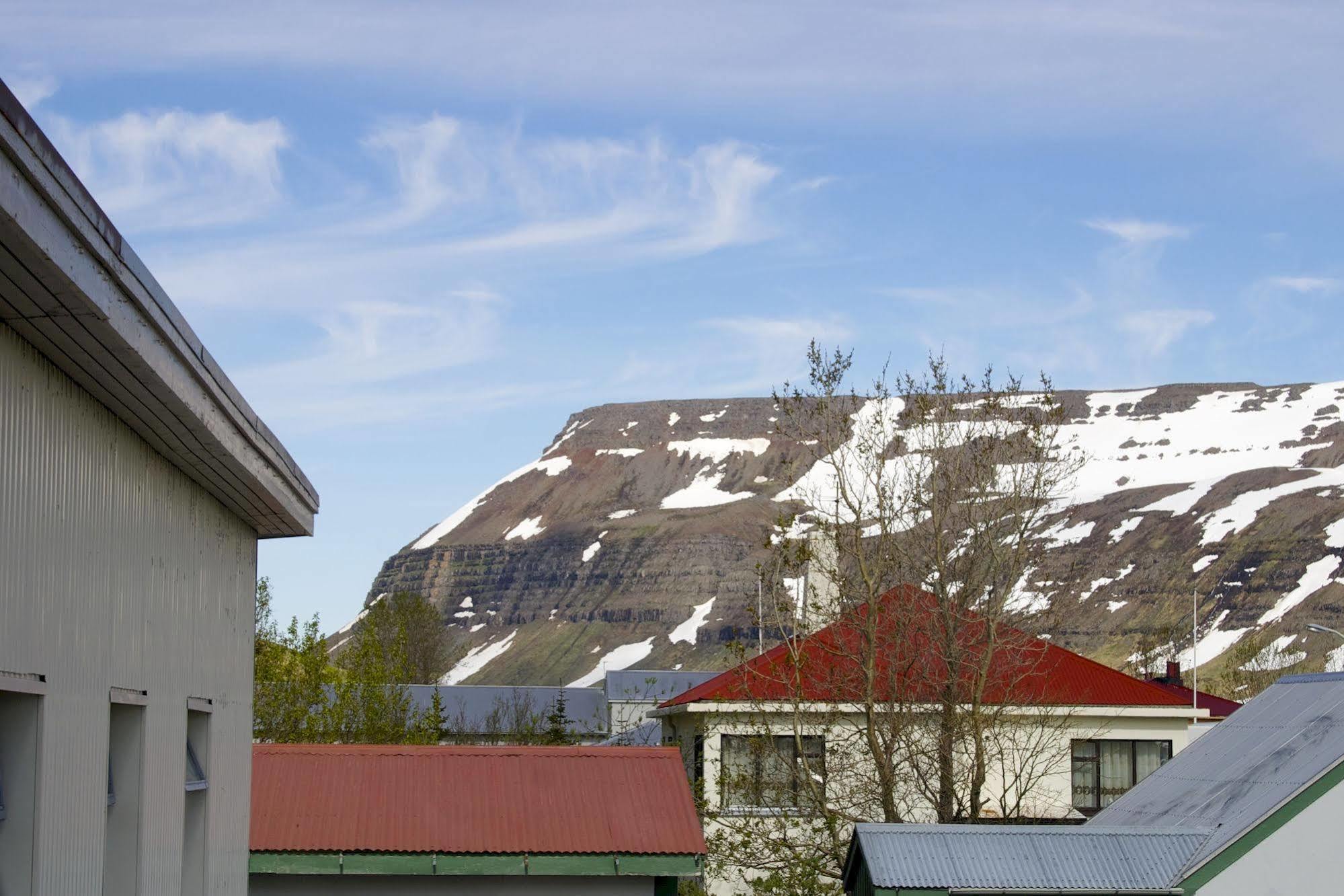 Comfy Guesthouse Westfjords Sudureyri Eksteriør bilde